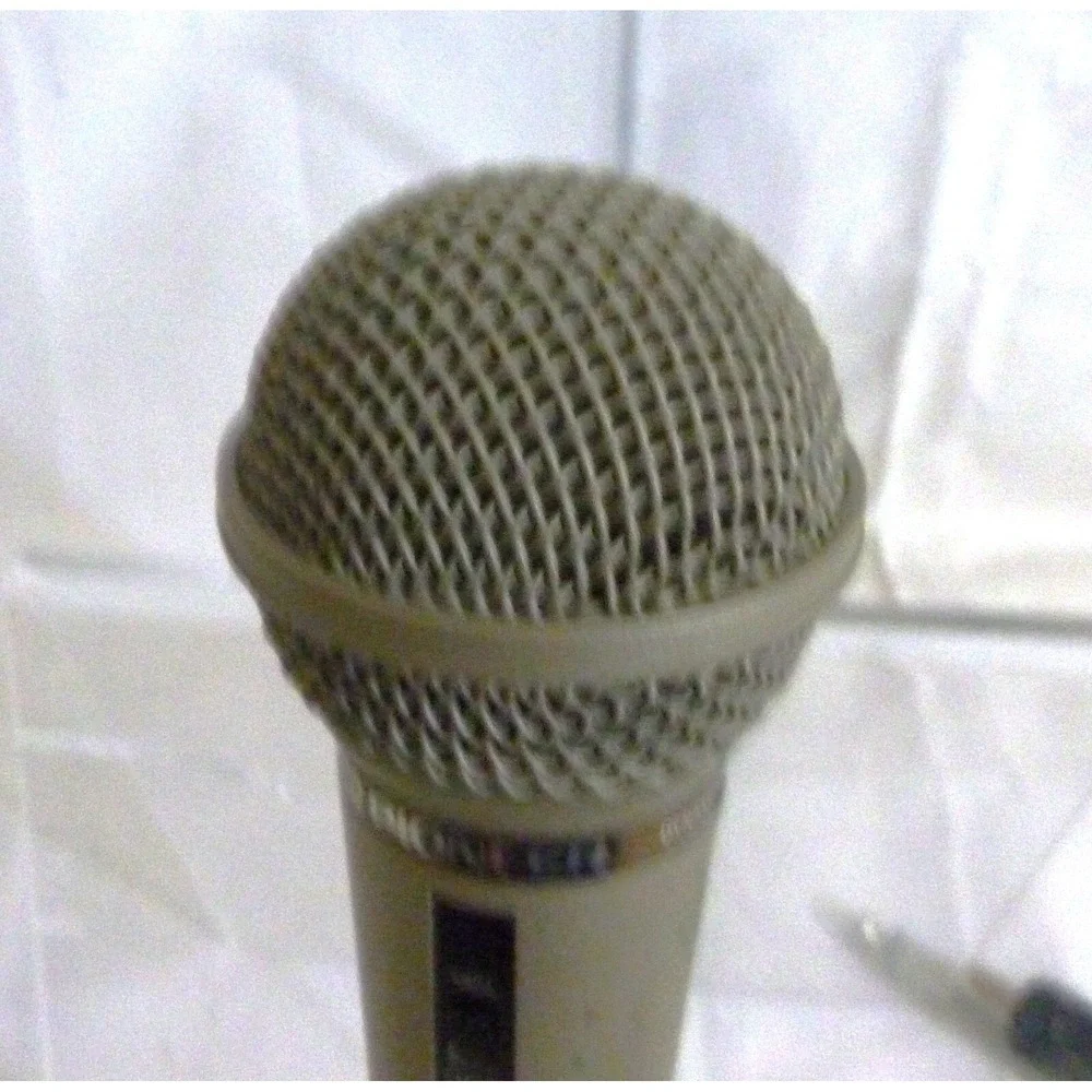 Pioneer DM-21A Uni-Directional Dynamic Microphone Mic